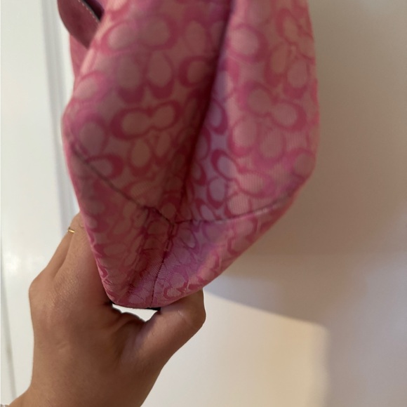 COACH Pink monogram canvas leather shoulder bag purse 12x7x3" suede. - Picture 12 of 15